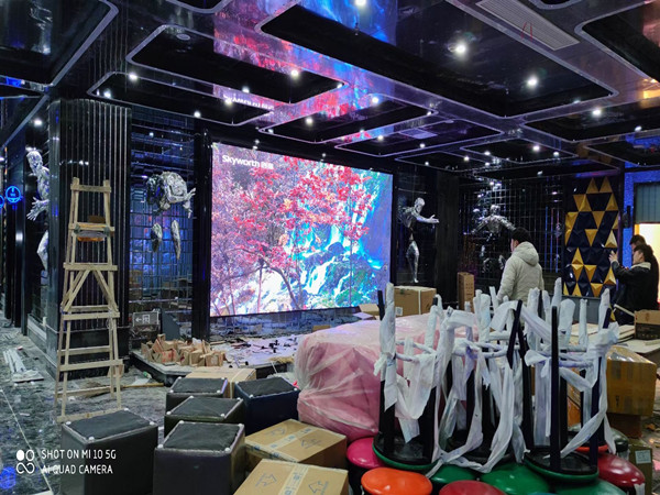 双城室内P2.5全彩显示屏